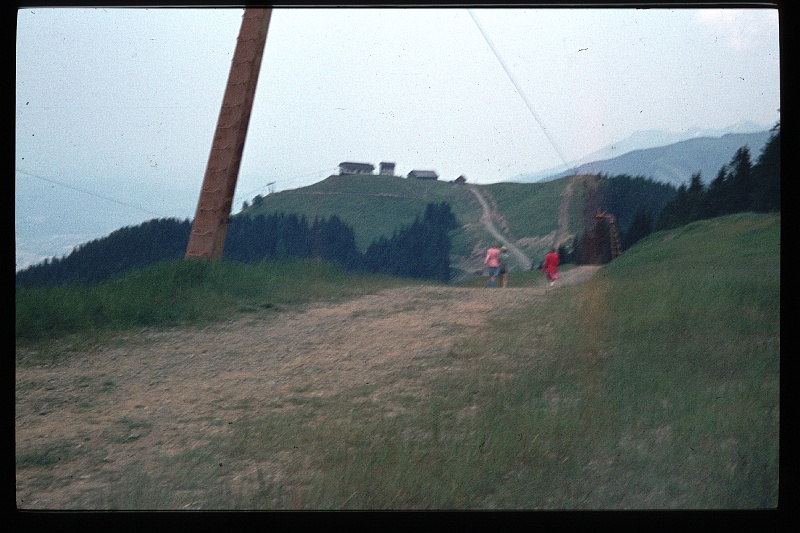 06.Drielandenpunt jun 1976 Brigitte,Marion,Peter.JPG